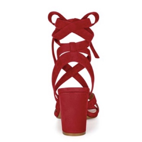 Red Criss cross lace up chunky heel👠 - Picture 4 of 5